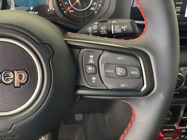 Photo of 2024 Bright White Clearcoat Jeep Wrangler