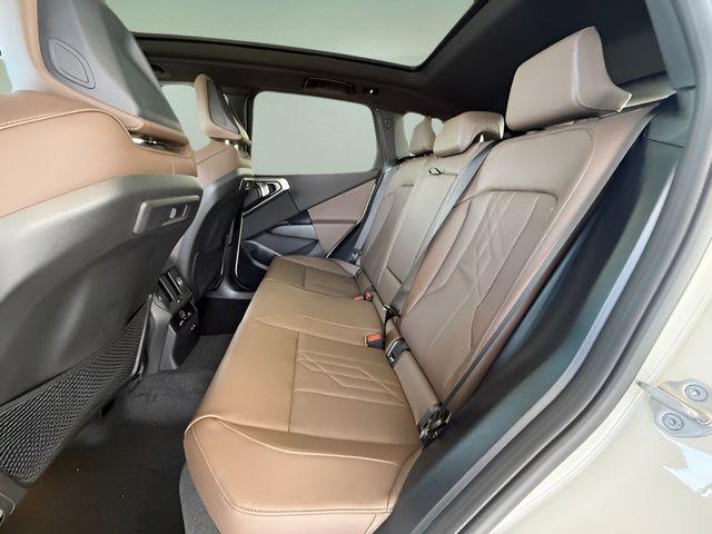 Photo of 2026 Alpine White BMW X3