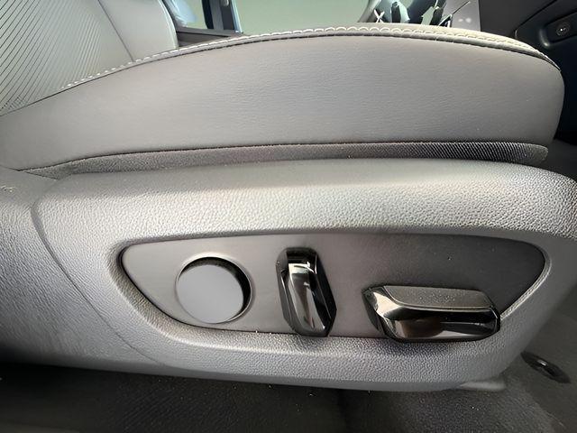 Photo of 2024 Iridium Lexus RX 350