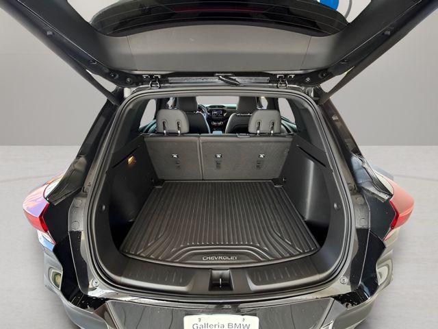 Photo of 2023 Mosaic Black Metallic Chevrolet Trailblazer