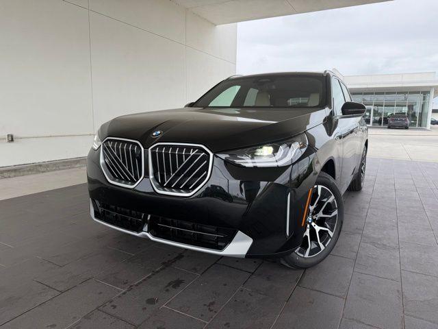 Photo of 2025 Black Sapphire Metallic BMW X3