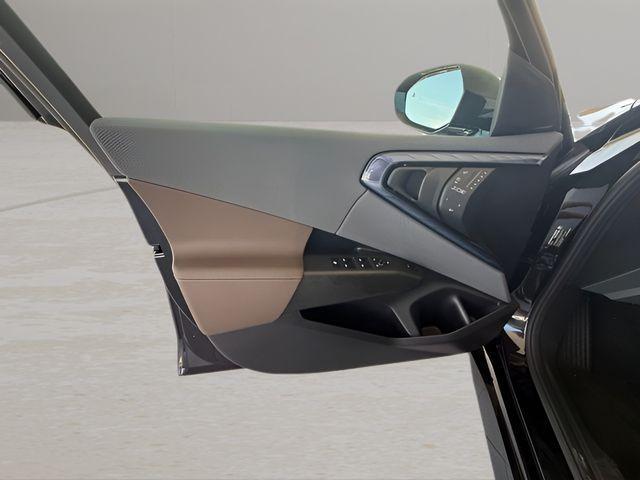 Photo of 2025 Black Sapphire Metallic BMW X3