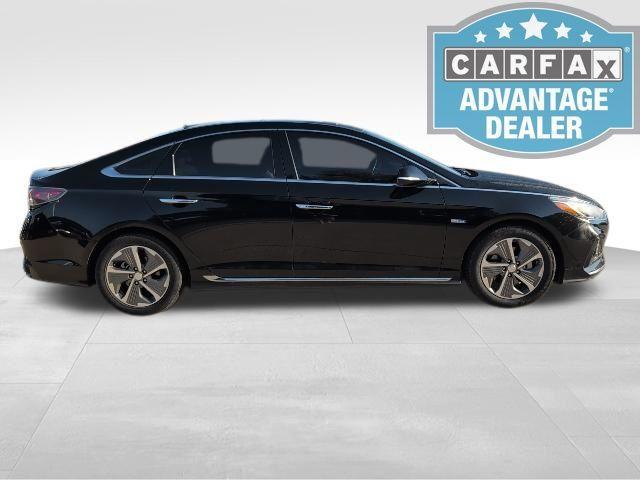 Photo of 2019 Nocturne Black Hyundai SONATA Hybrid