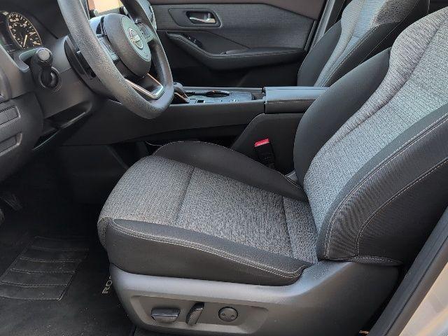 Photo of 2022 Brilliant Silver Metallic Nissan Rogue