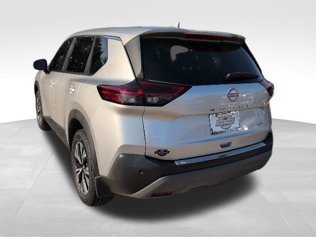 Photo of 2022 Brilliant Silver Metallic Nissan Rogue