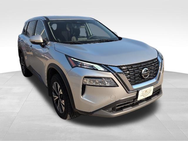 Photo of 2022 Brilliant Silver Metallic Nissan Rogue