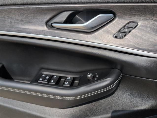 Photo of 2023 Bright White Clearcoat Jeep Grand Cherokee L