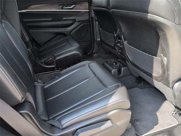 Photo of 2023 Bright White Clearcoat Jeep Grand Cherokee L
