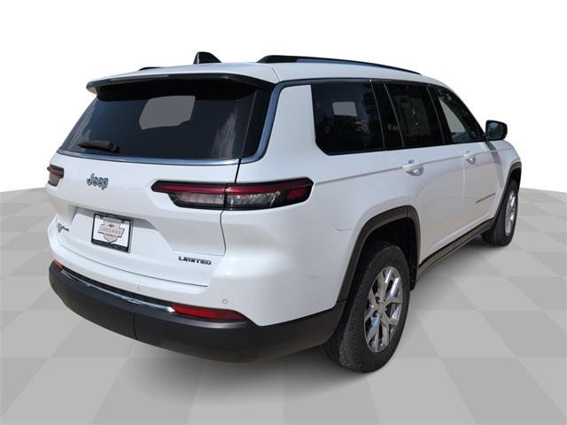 Photo of 2023 Bright White Clearcoat Jeep Grand Cherokee L