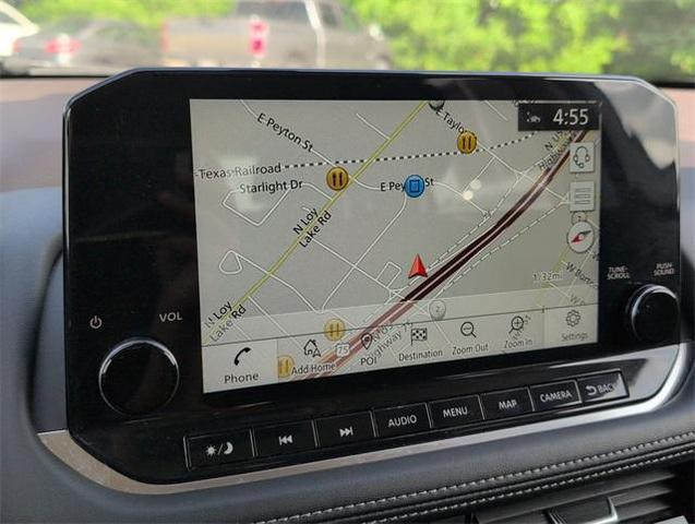 Photo of 2021 Champagne Silver Nissan Rogue