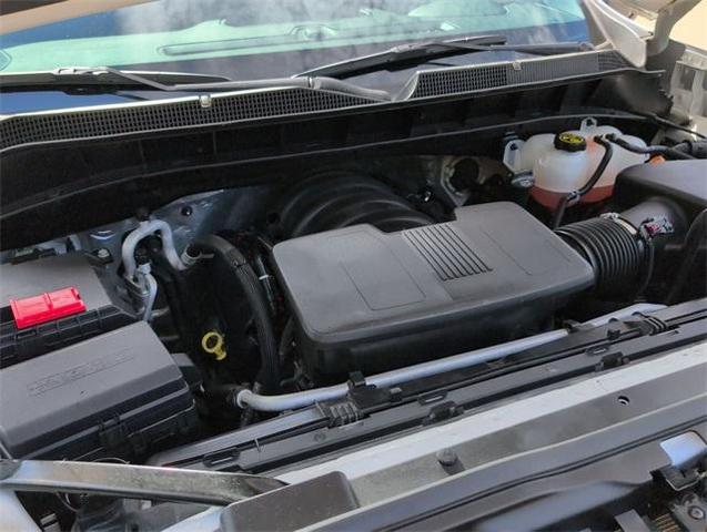 Photo of 2022 Iridescent Pearl Tricoat Chevrolet Silverado 1500 Limited