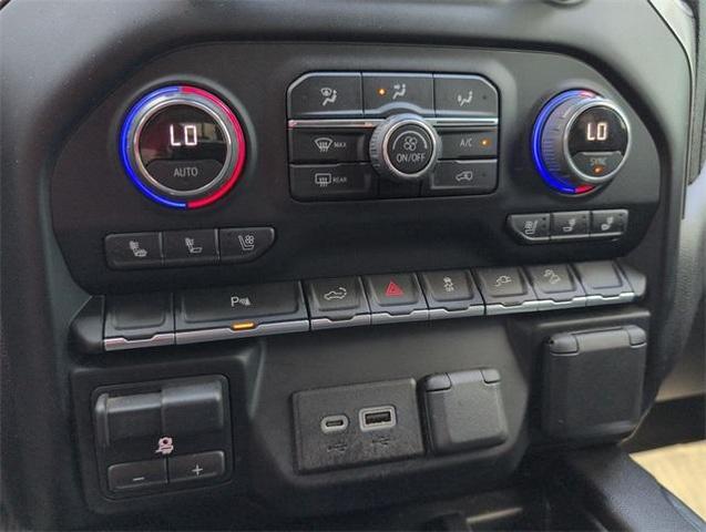 Photo of 2022 Iridescent Pearl Tricoat Chevrolet Silverado 1500 Limited