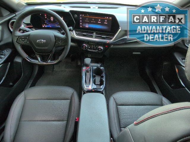 Photo of 2025 Nitro Yellow Chevrolet Trax