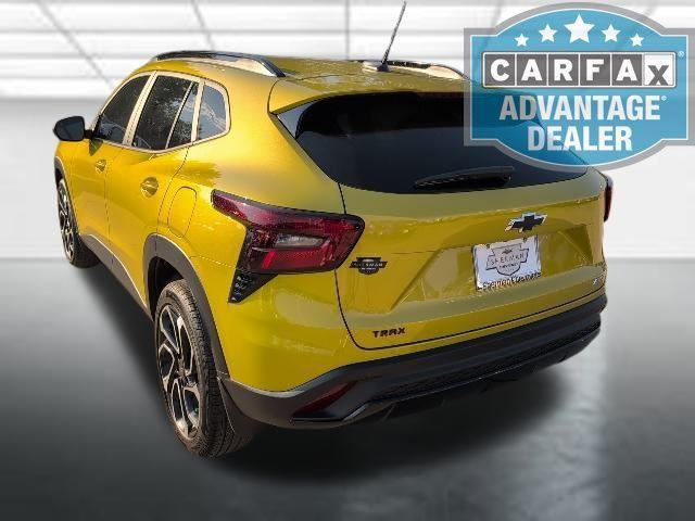 Photo of 2025 Nitro Yellow Chevrolet Trax