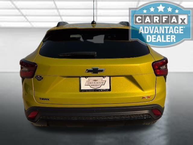 Photo of 2025 Nitro Yellow Chevrolet Trax