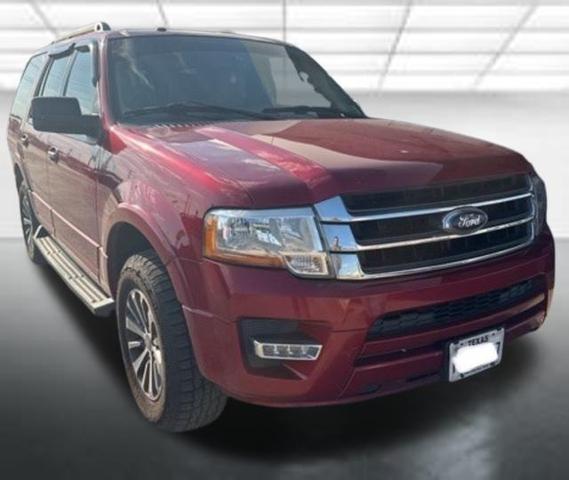Photo of 2015 Ruby Red Metallic Ford Expedition