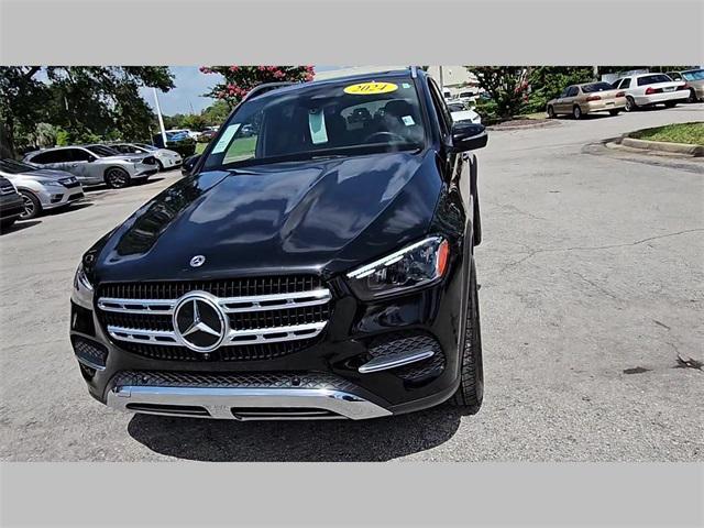Photo of 2024 Black Mercedes-Benz GLE 350