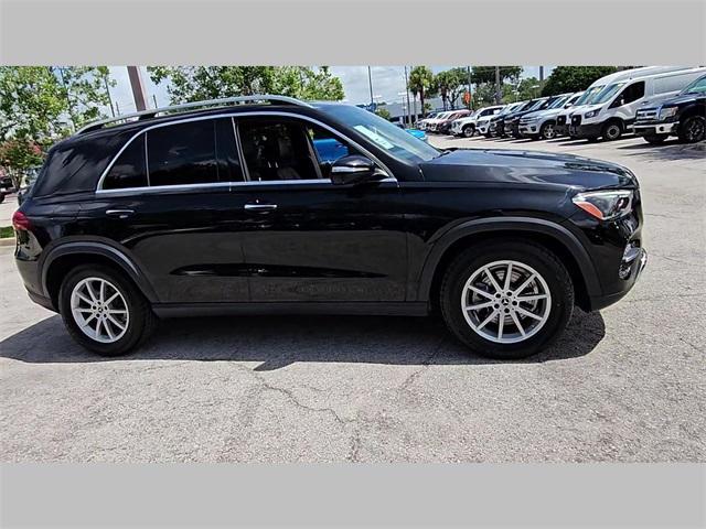 Photo of 2024 Black Mercedes-Benz GLE 350