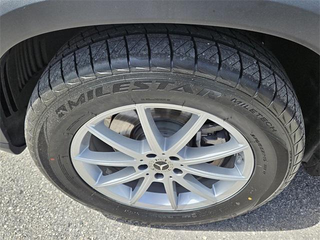 Photo of 2024 Black Mercedes-Benz GLE 350
