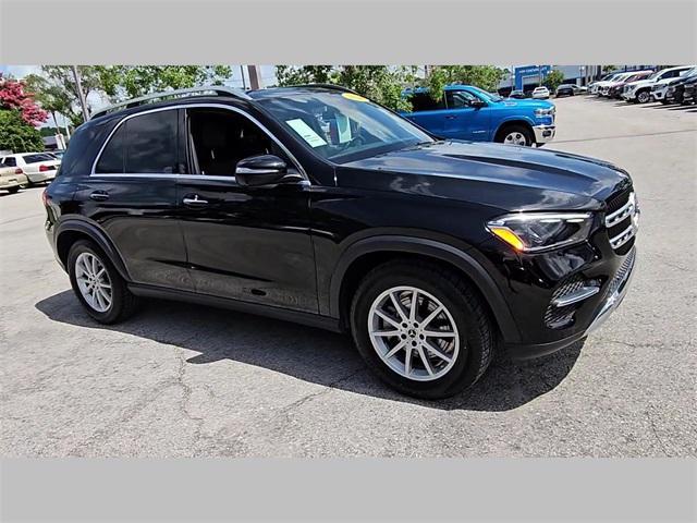 Photo of 2024 Black Mercedes-Benz GLE 350