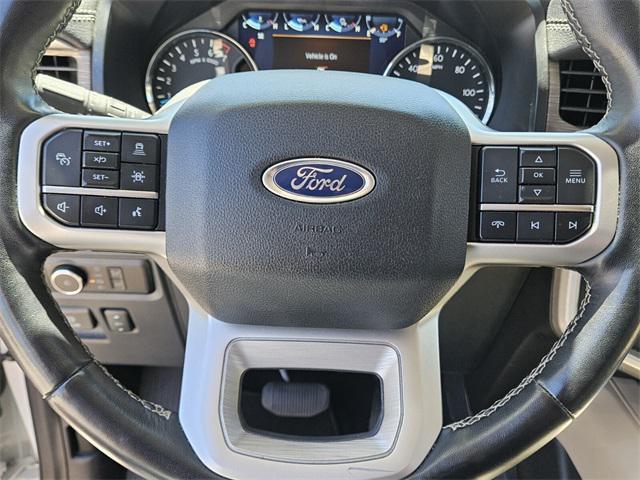 Photo of 2023 Oxford White Ford Expedition