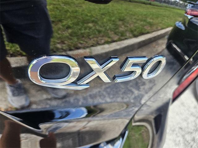Photo of 2019 Black Obsidian INFINITI QX50