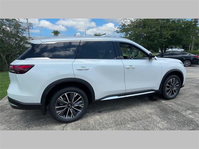 Photo of 2026 White INFINITI QX60