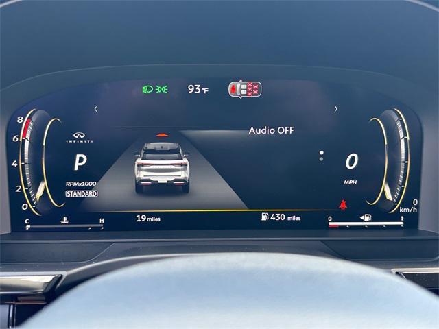 Photo of 2026 White INFINITI QX60