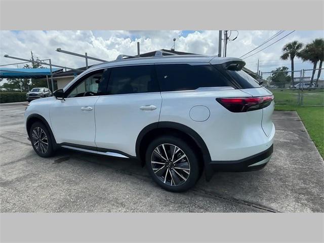 Photo of 2026 White INFINITI QX60