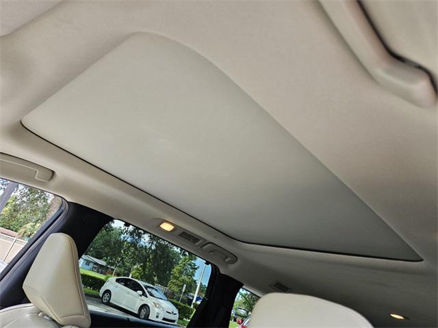 Photo of 2024 Majestic White INFINITI QX60
