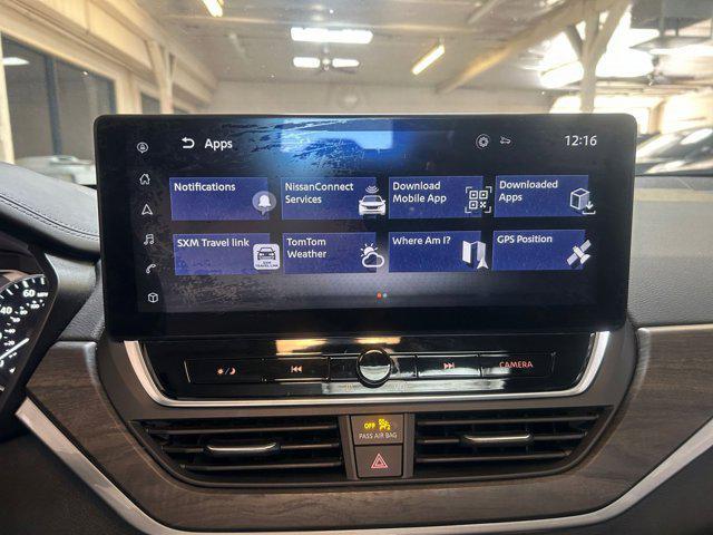 Photo of 2024 Super Black Nissan Altima
