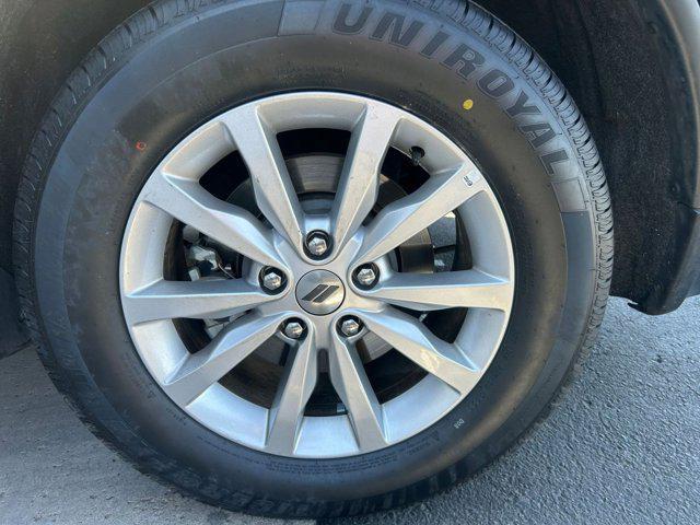 Photo of 2023 DB Black Clearcoat Dodge Durango
