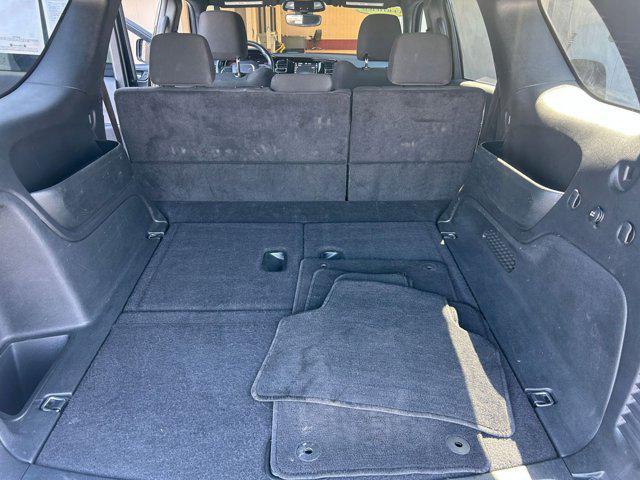 Photo of 2023 DB Black Clearcoat Dodge Durango