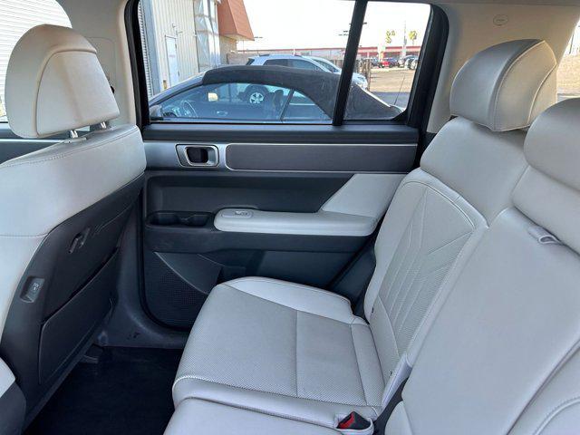 Photo of 2024 Phantom Black Hyundai SANTA FE