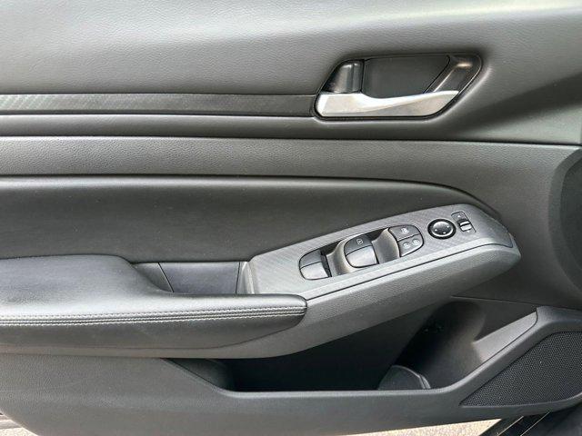 Photo of 2024 Gun Metallic Nissan Altima