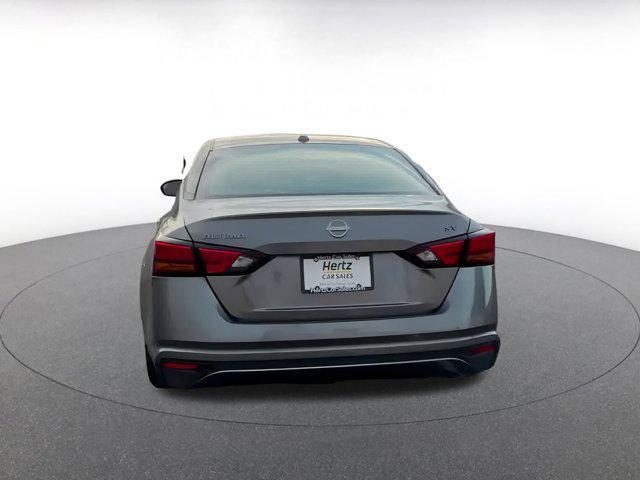 Photo of 2024 Gun Metallic Nissan Altima