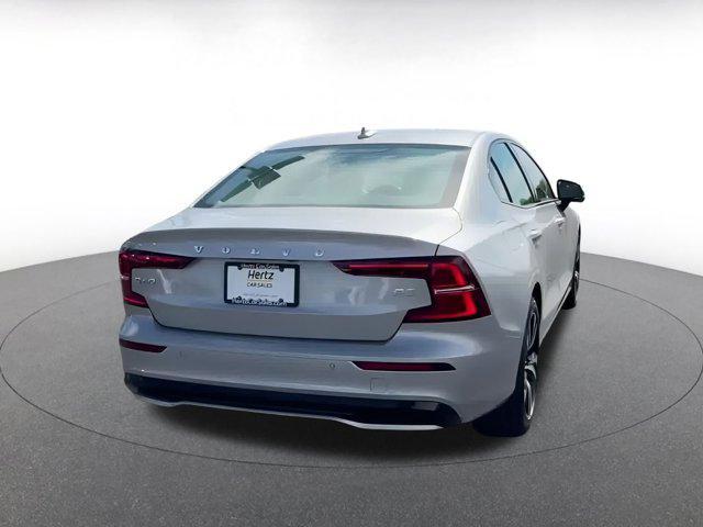 Photo of 2024 Gray Volvo S60