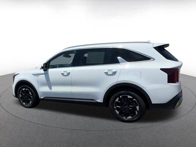 Photo of 2024 Glacial White Pearl Kia Sorento