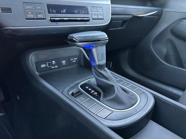 Photo of 2025 Soultronic Orange Pearl Hyundai KONA