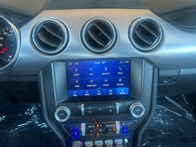 Photo of 2023 Iconic Silver Metallic Ford Mustang