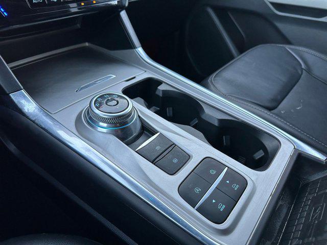 Photo of 2024 Agate Black Metallic Ford Explorer