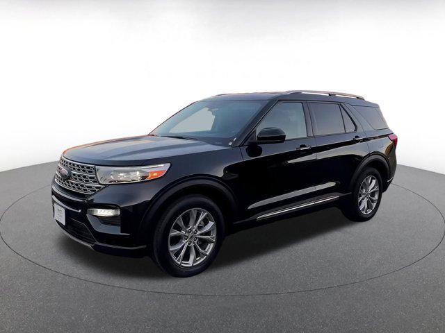 Photo of 2024 Agate Black Metallic Ford Explorer