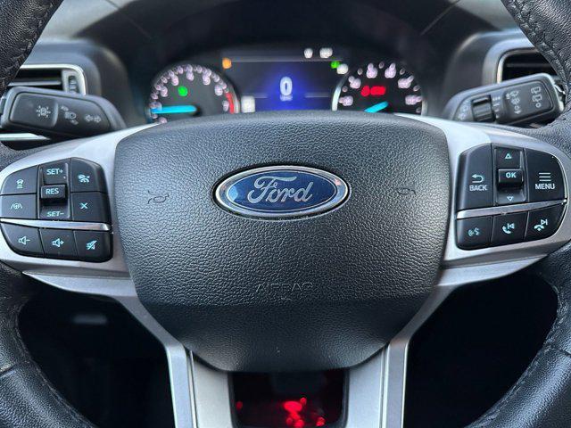 Photo of 2024 Agate Black Metallic Ford Explorer