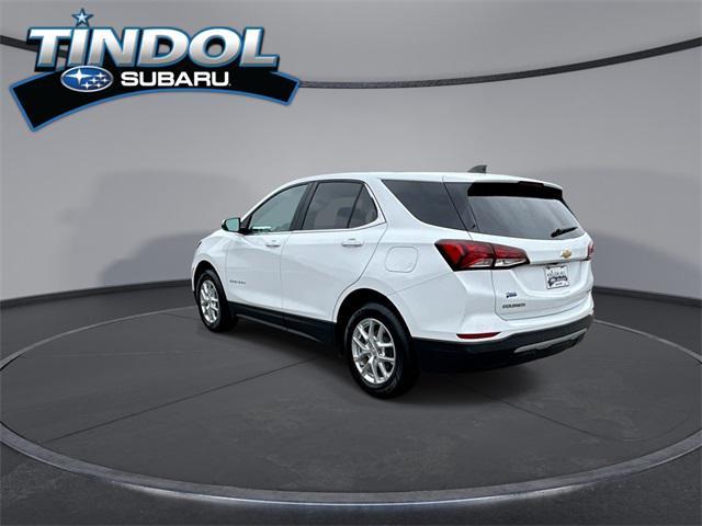 Photo of 2024 Summit White Chevrolet Equinox