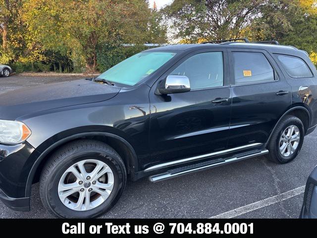 Photo of 2013 Brilliant Black Crystal Pearlcoat Dodge Durango