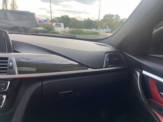 Photo of 2016 Estoril Blue Metallic BMW 328