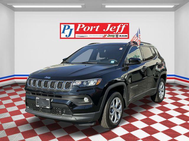 Photo of 2024 Diamond Black Crystal Pearlcoat Jeep Compass