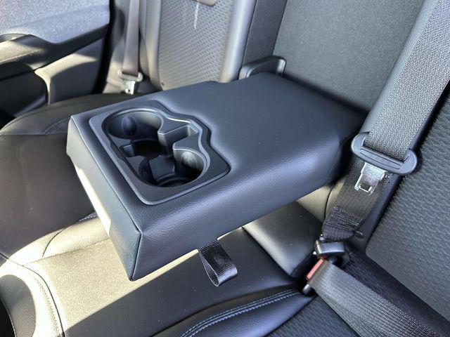 Photo of 2024 Diamond Black Crystal Pearlcoat Jeep Compass