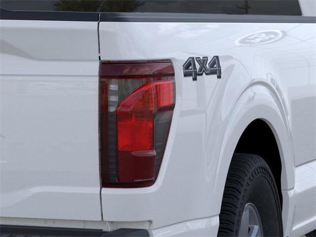 Photo of 2025 Oxford White Ford F-150