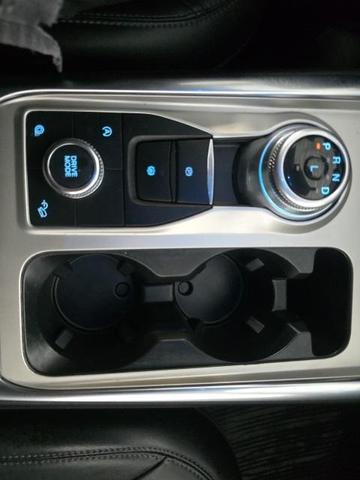 Photo of 2023 Star White Metallic Tri-Coat Ford Explorer
